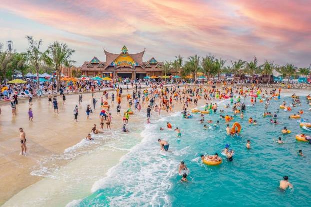 Không chỉ khấy đảo mùa hè với kỳ quan VinWonders Hà Nội Wave Park